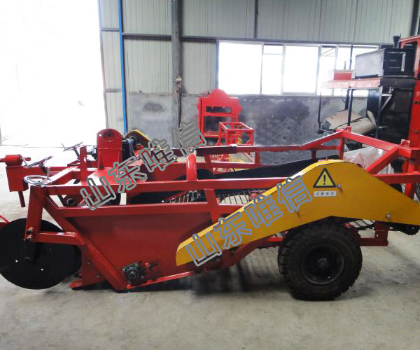 Self Loading Automatic Combine Potato Harvester