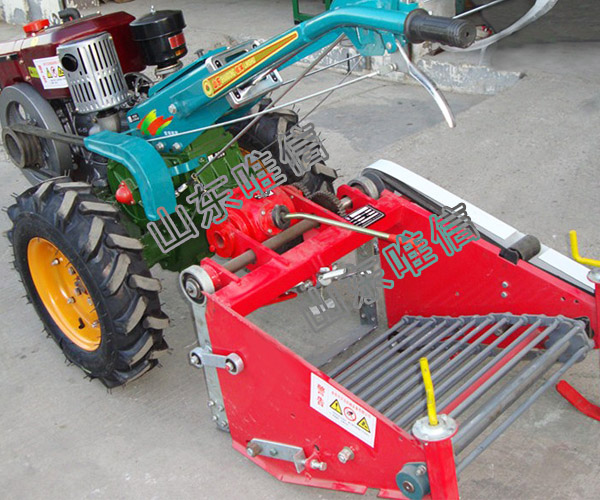 Tracktor Rhizomes Crops Harvester Machine