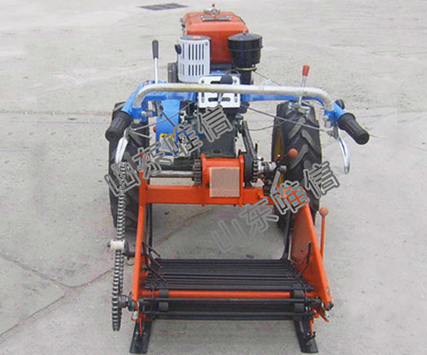 Tracktor Rhizomes Crops Harvester Machine