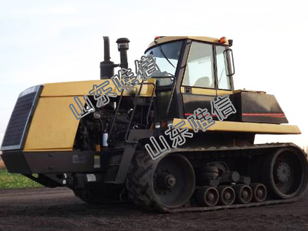 130-140 horsepower tracked tractor