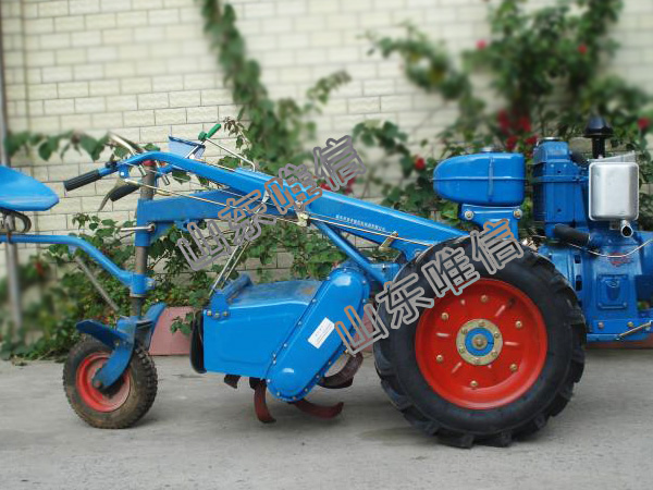 Hand Walking Agricultural Tractor