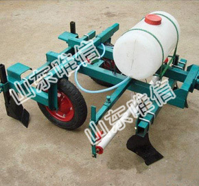 Plastic Mulching And Spraying Machine