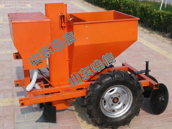 2CM Series Two Row Potato Planter