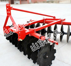 Heavy-Duty Disc Harrow