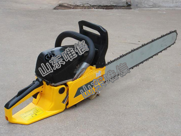 Gasoline Engine Powered Petrol Chainsaw