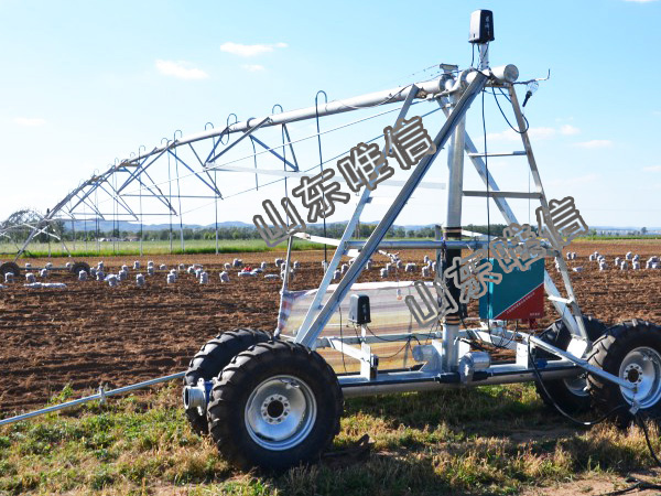 Lateral Move Center Pivot Agricultural Sprinkler Irrigation System 