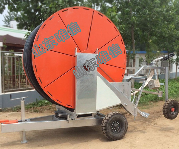 Mobile Hose Reel Irrigation System With Sprinkler Irrigation System