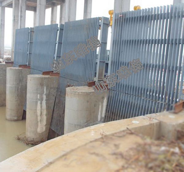 Mechanical Manual Bar Screen For Waste Water Treatment