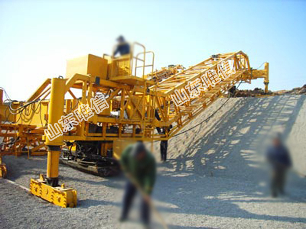 Channel Concrete Lining Machine
