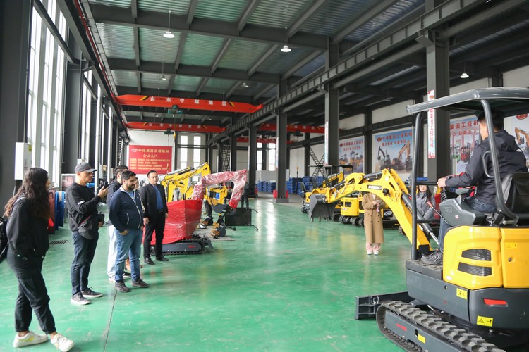 Mexican Businessmen Visit China Coal Group To Purchase Mining Construction Machinery