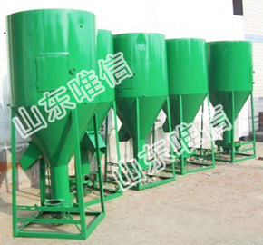 Vertical Animal Feed Mixer